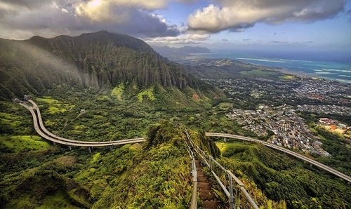 Haiku - nấc thang lên thiên đường ở hawaii