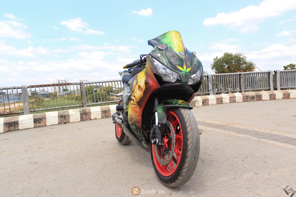 Honda cbr1000rr độ phiên bản bob marley