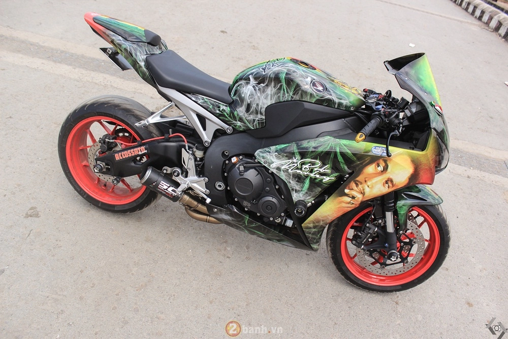 Honda cbr1000rr độ phiên bản bob marley