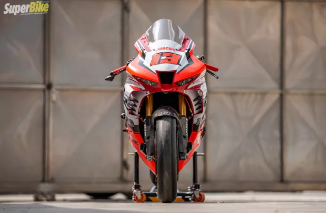 Honda cbr1000rr-r độ full race đến từ tk racing