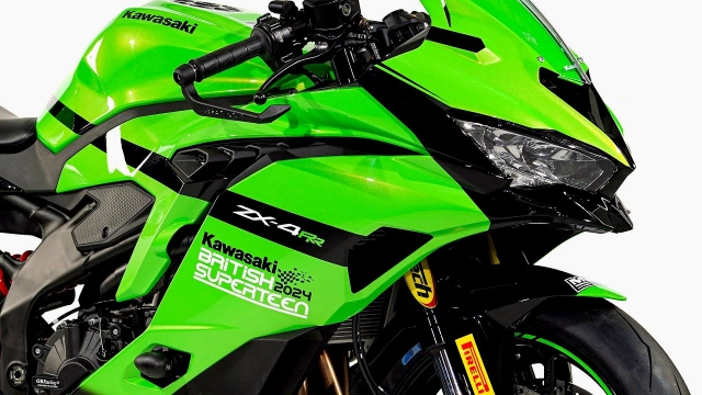 Kawasaki ninja zx-4rr phiên bản racing chính thức được ra mắt
