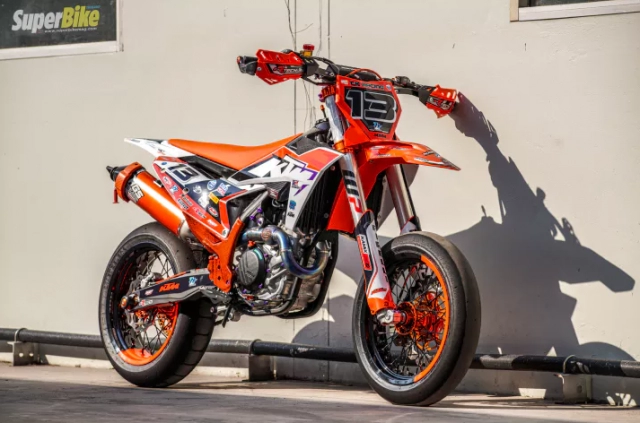 Ktm 450 smc phong cách cực ngầu của tk racing