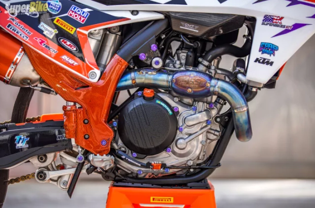 Ktm 450 smc phong cách cực ngầu của tk racing