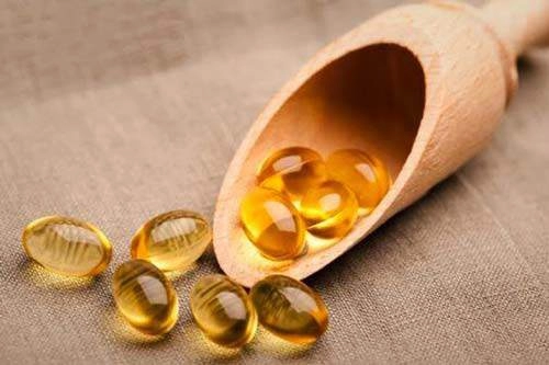 Nằm lòng 2 cách dưỡng da bằng vitamin e để trông bạn lúc nào cũng như gái 18