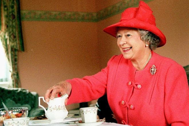 Nữ hoàng elizabeth lần đầu hé lộ chế độ ăn kiêng xuyên suốt 90 năm cuộc đời
