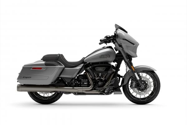 Ra mắt harley-davidson cvo road glide và street glide 2023 hoàn toàn mới