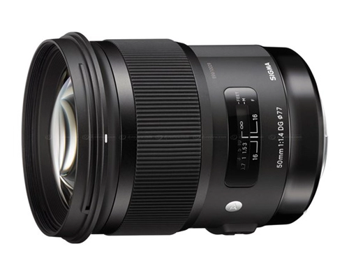 Sigma giới thiệu 2 ống kính tiêu cự 50 mm và 18-200 mm