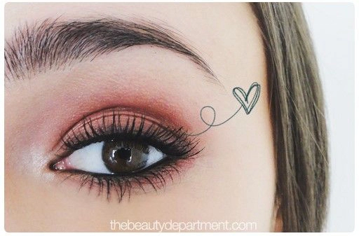 Top 5 mascara hạt rẻ cho đôi mắt bạn gái long lanh không kém gì hot girl