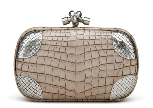 Bottega veneta triển lãm 123 ví cầm tay knot tại việt nam