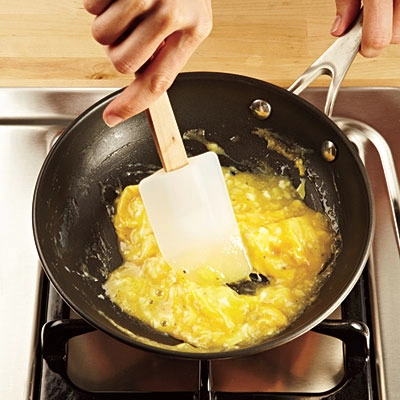 Khéo léo với món trứng tráng kiểu pháp