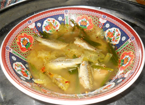 Lạ miệng với canh chua cá luối