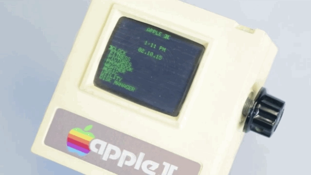 Nếu apple watch được sản xuất năm 1985