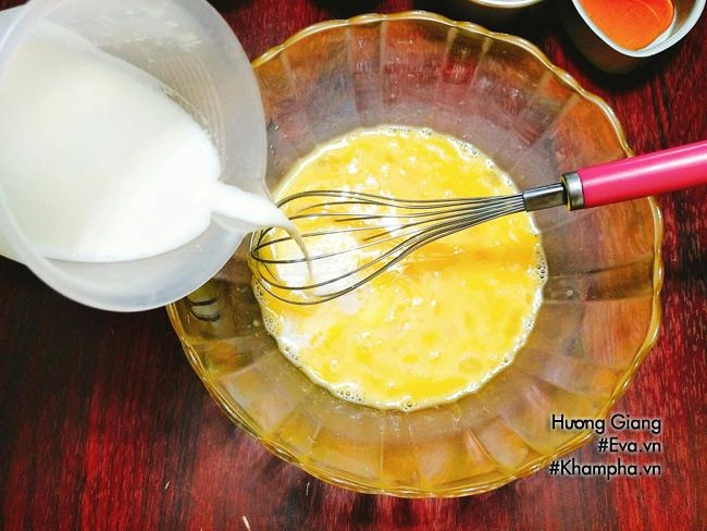 Bánh flan vị cà phê mềm mịn ngon mát đầy mời gọi