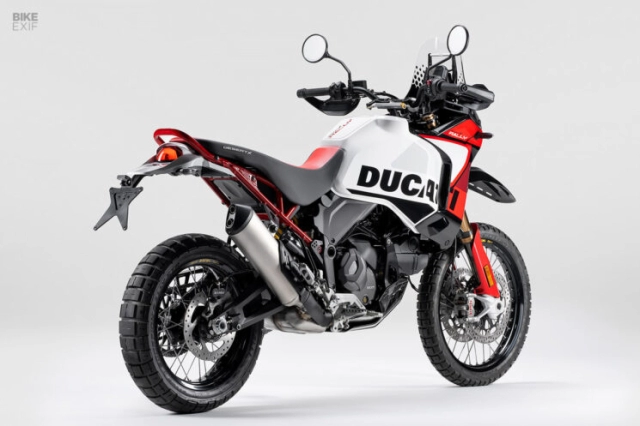 Ducati desertx rally 2024 trình làng với loạt thay đổi đáng từng đồng