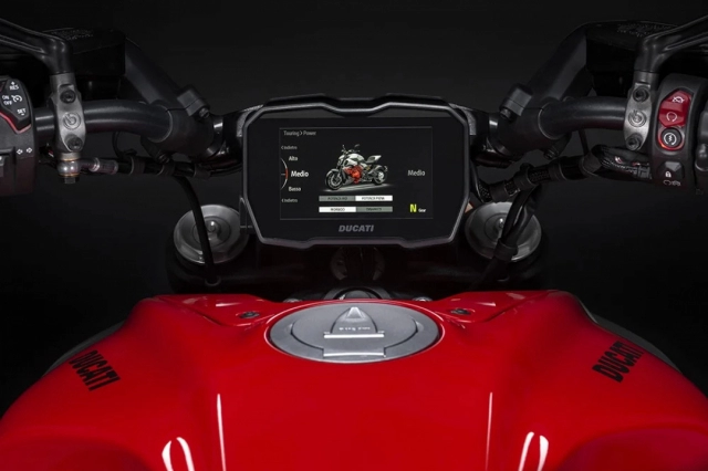 Ducati diavel v4 ra mắt tại thị trường châu á