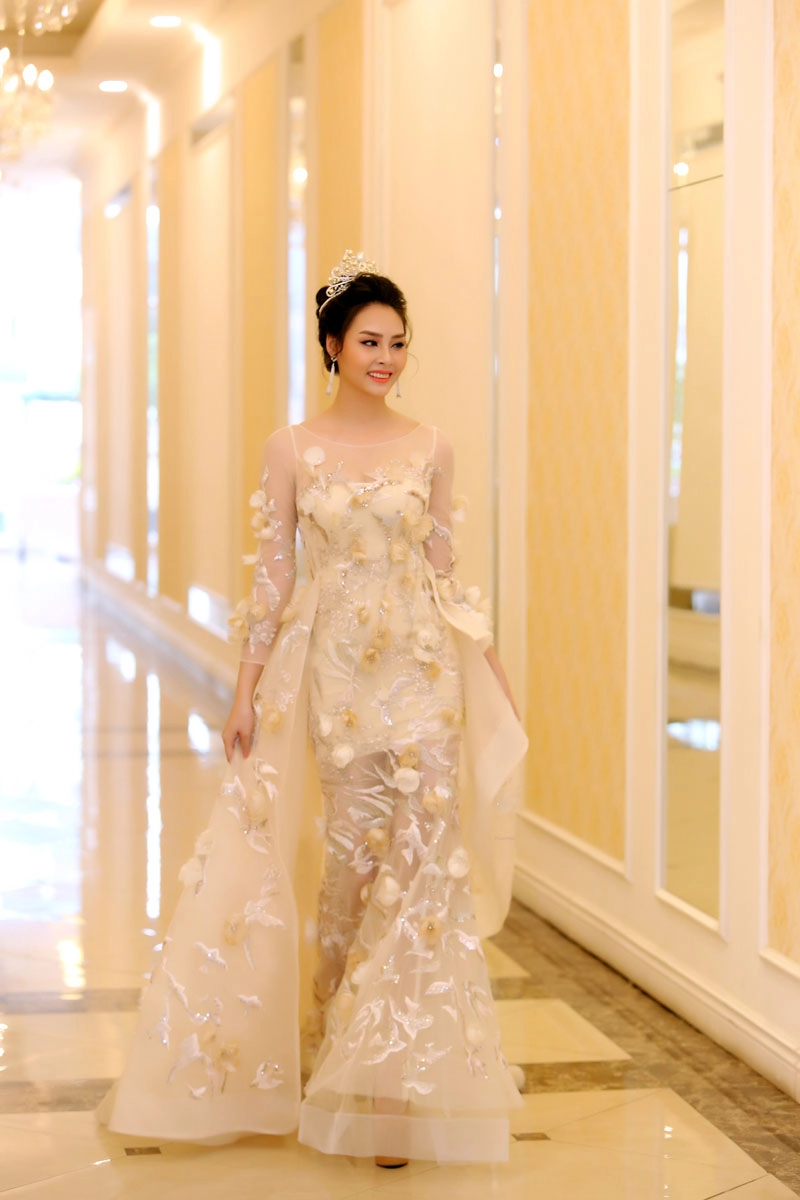 Hoa hậu biển thùy trang tiết lộ lý do im ắng sau 1 năm đăng quang