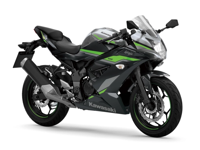 Kawasaki cập nhật phiên bản mới cho mẫu xe côn tay 125cc dohc ít người biết tới