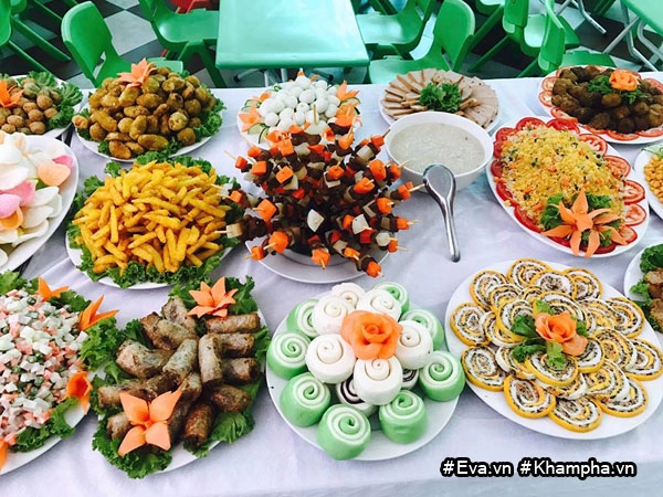 Mâm buffet trung thu 45 món của các bé mẫu giáo vĩnh phúc khiến dân mạng cũng thòm thèm