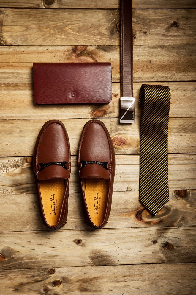 Mùa hè 2019 sale cực khủng từ brooks brothers và valentino rudy