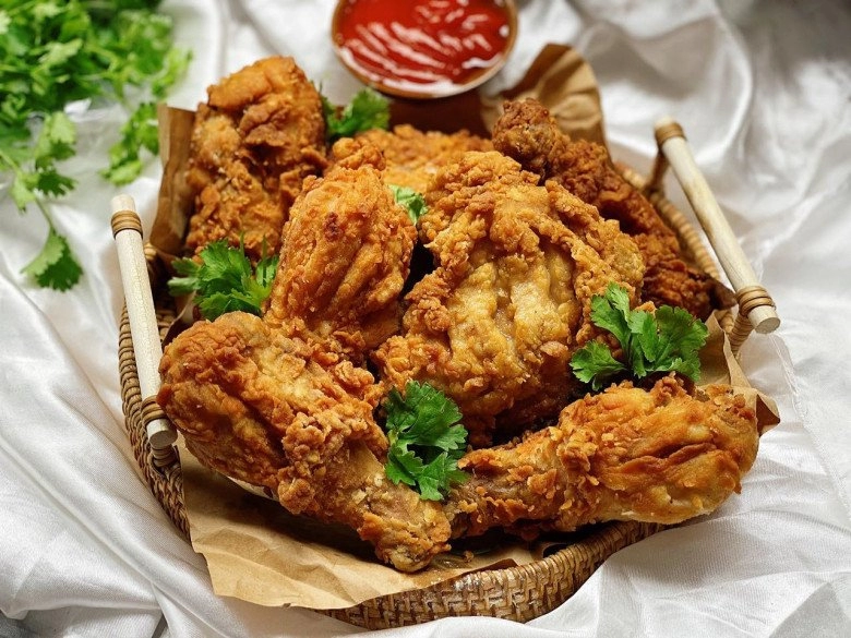 Sắp cuối tuần học 9x làm đùi gà rán kiểu kfc siêu ngon nhớ có bước này vỏ giòn chẳng khác gì ngoài hàng