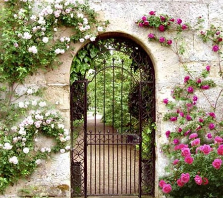 Thiết kế cổng đẹp cho nhà vườn