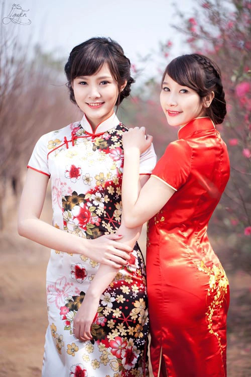 Thiêu nư viêt xinh tươi sươn xam hanbok