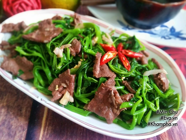 Thịt bò xào rau muống quen mà vẫn ngon