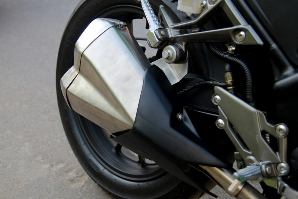 Kengo x350 mẫu nakedbike 320 phân khối giá chỉ 98 triệu đồng tại vn