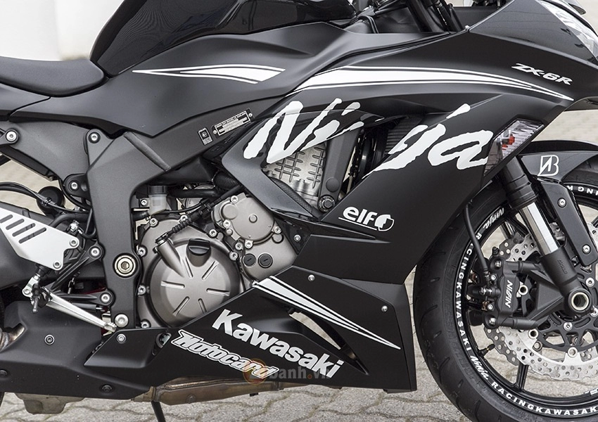 Kawasaki ninja zx-6r siêu ngầu trong bản độ black ultra