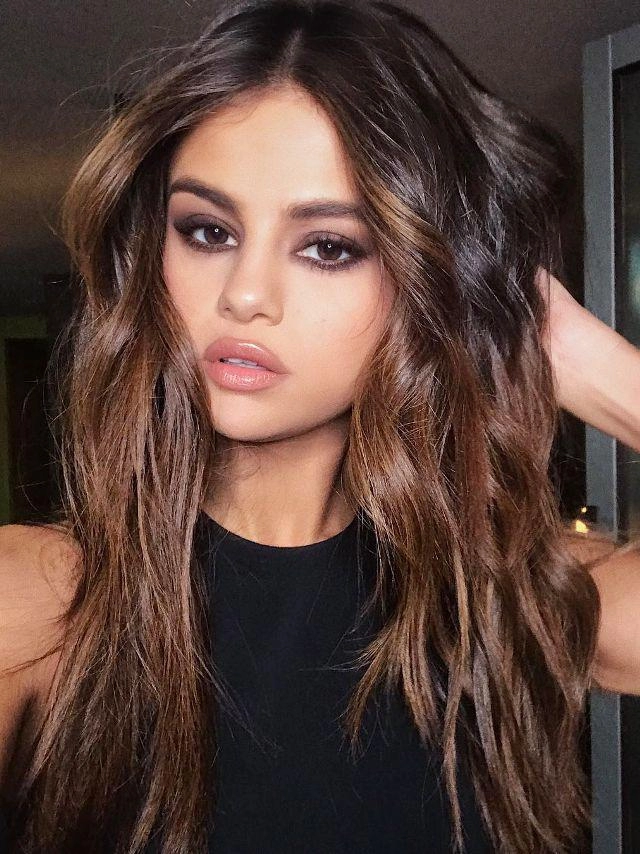 Nhờ cậy phù thủy make up gốc việt selena gomez đã trở nên quyến rũ thế này đây