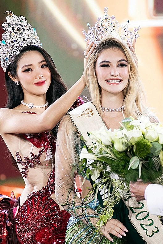 Chung kết hoa hậu trái đất 2023 người đẹp albani 18 tuổi đăng quang việt nam xuất sắc đạt á hậu