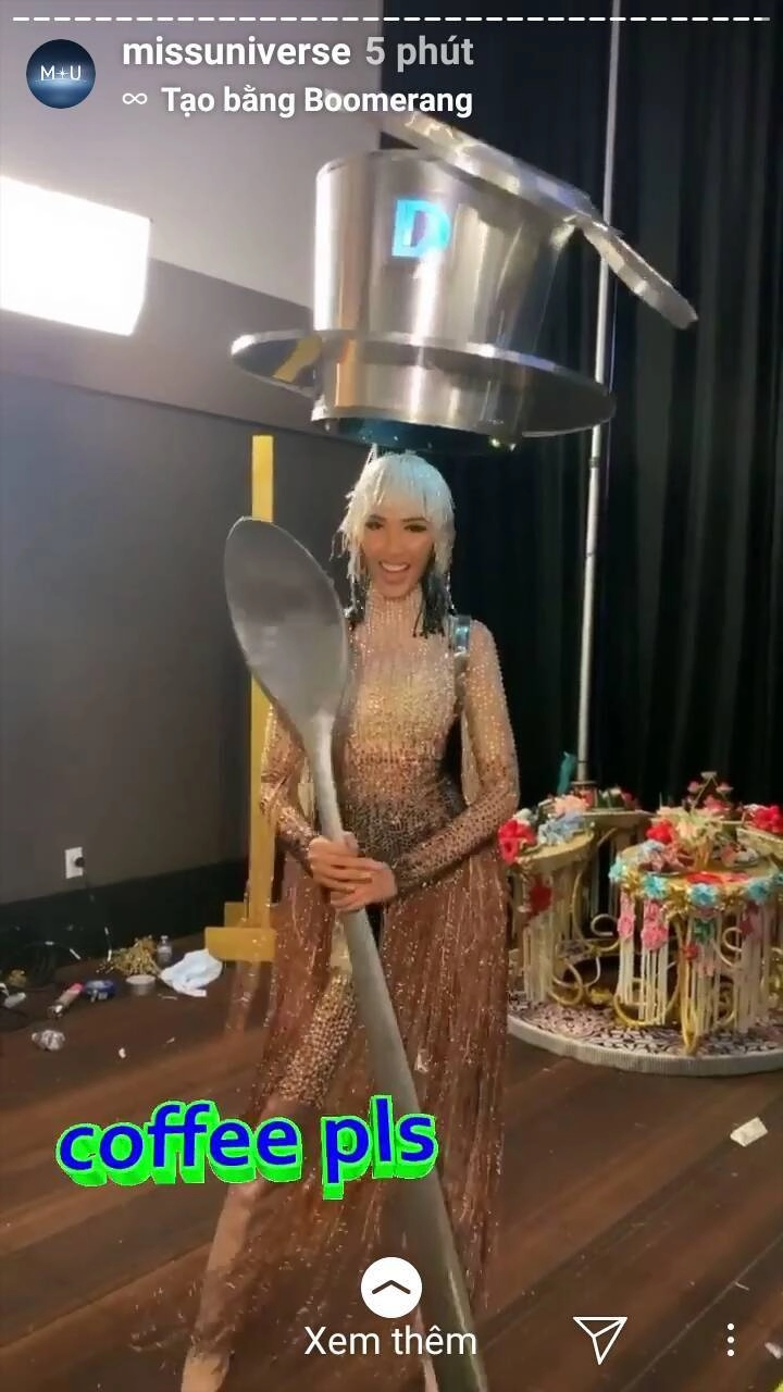 Hoàng thuỳ hoá giọt hoa tuyết trắng muốt toả sáng tại bán kết miss universe 2019