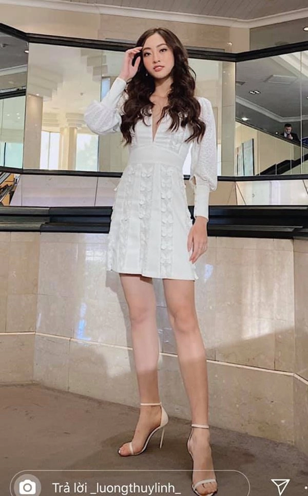 Thời trang trắng thanh lịch của lương thuỳ linh tại miss world 2019