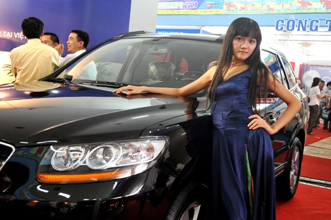  người đẹp tại autoexpo 2009 