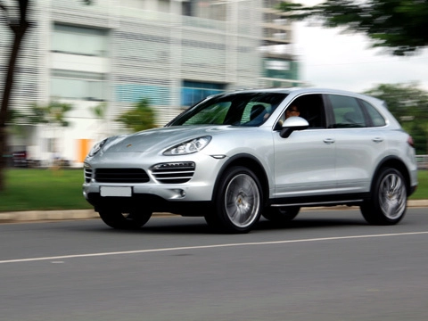  porsche cayenne - cỗ máy 300 mã lực trên phố sài gòn 