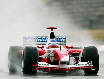  toyota ăn trộm công nghệ f1 của ferrari 