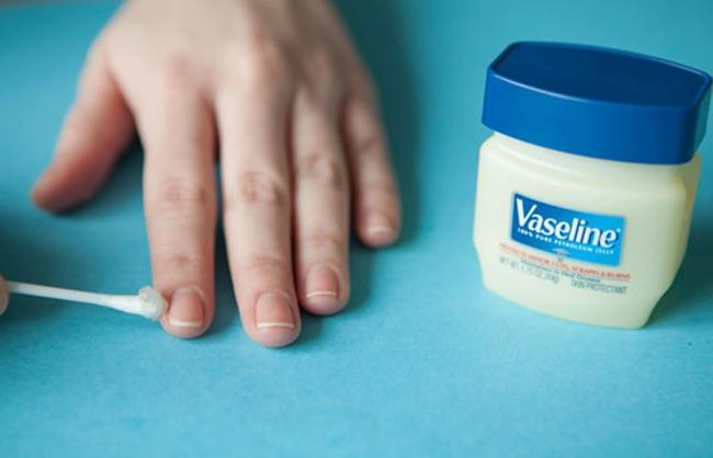 10 công dụng làm đẹp của vaseline khiến bạn nhất định phải tậu ngay một em