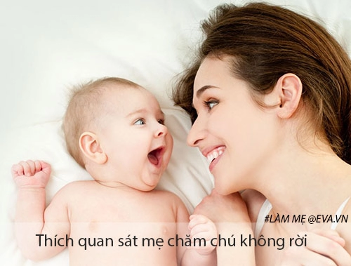 10 hành động nhỏ nhưng là dấu hiệu chứng tỏ bé sơ sinh cực yêu mẹ