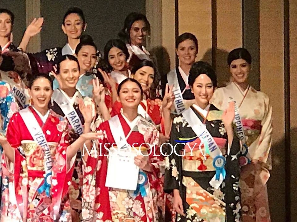 Á hậu thùy dung giới thiệu gia đình bằng tiếng anh cực chuẩn tại miss international 2017