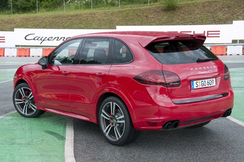  ảnh chi tiết porsche cayenne gts 