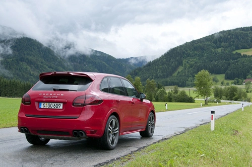  ảnh chi tiết porsche cayenne gts 