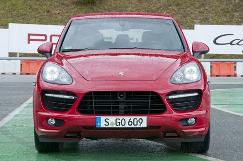  ảnh chi tiết porsche cayenne gts 