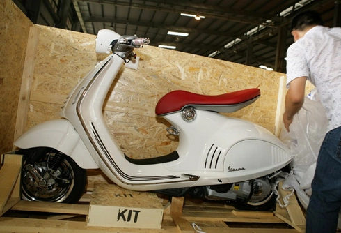  ảnh đầu tiên của vespa 946 tại việt nam 