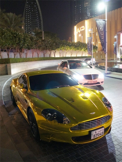  aston martin dbs mạ crôm vàng 