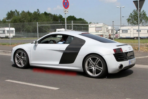  audi r8 bản nâng cấp trên đường thử 