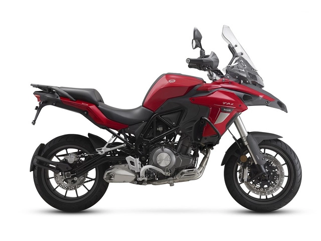 Benelli công bố bộ đôi trk 502 và leoncino 2017 đang đi vào sản xuất thương mại