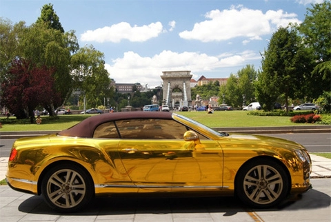  bentley continental gtc mạ vàng ở budapest 