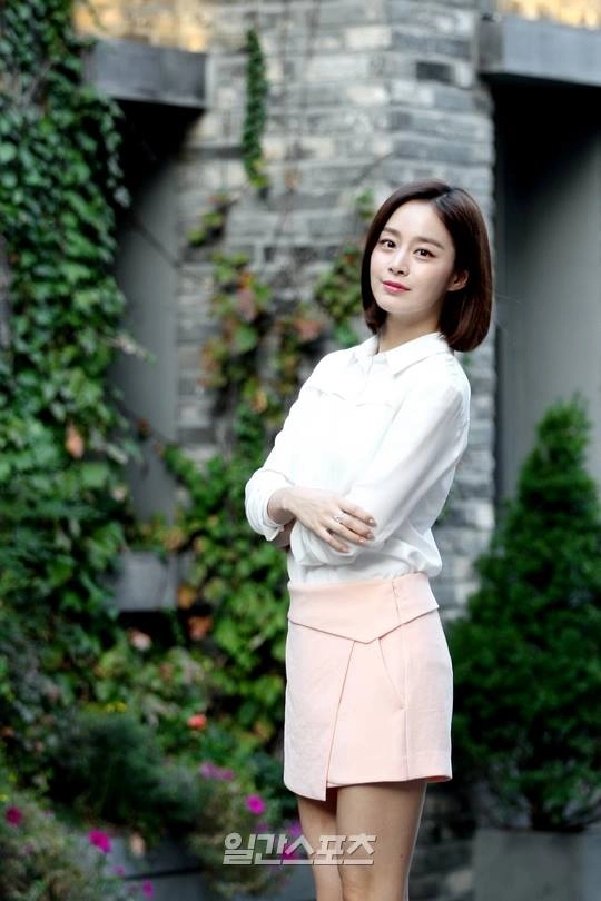 Bí quyết thời trang để kim tae hee trẻ như 18 khi đã gần 40