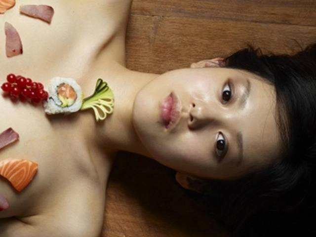 Bị sàm sỡ mẫu bán nude tiệc sushi xô xát với khách