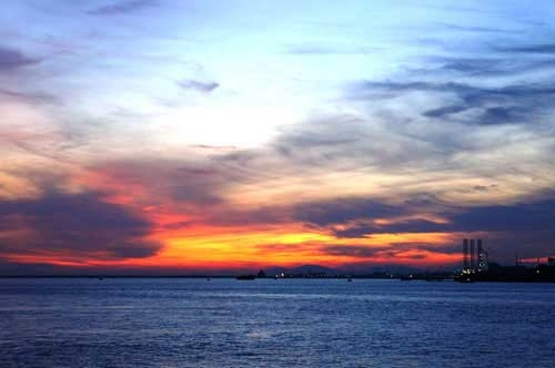 Bình minh quyến rũ ở côn đảo